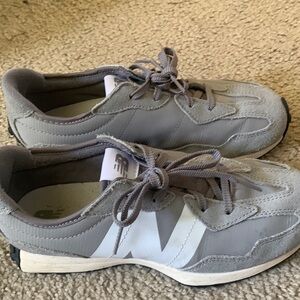 Grey New balance size 7.5 women’s